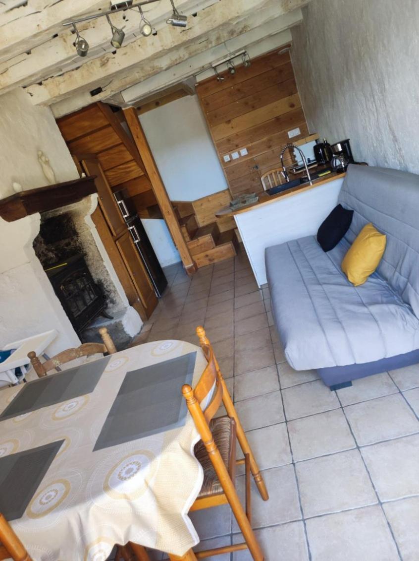 Holiday home Maison De Vigneron Mareugheol